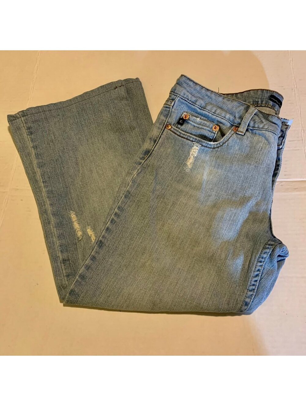 Refuge Light Blue Distressed Jeans Size Waist 29 in. - Picture 5 of 10